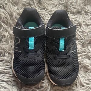 New Balance Kids Black and Teal Sneakers